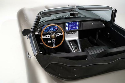 E-Type Zero_interieur