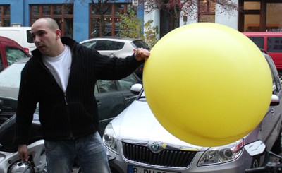 Abgasballon_verkehr human