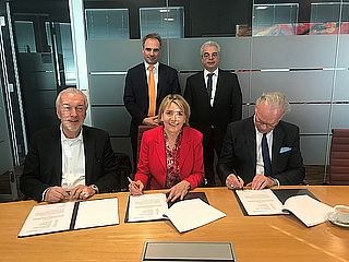 Unterzeichnung des Mietvertrags BEE_EUREF AG