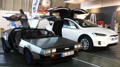 eltefa17_delorean+tesla x