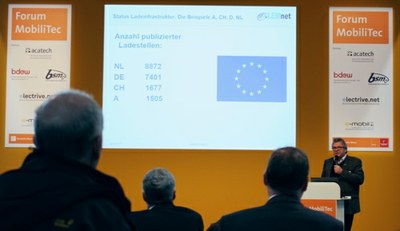 [MT'17] Forum | A Reinhardt 2