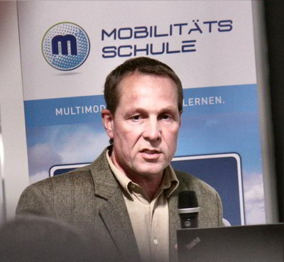 E. Schenk (IVP)